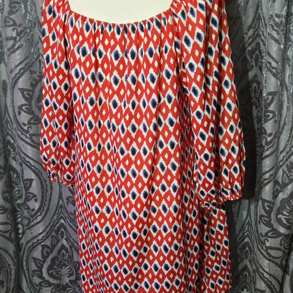 Red Geometric Patterned Dress - Picture 2 of 3